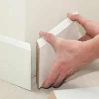 Dekorlécek, szegélylécek, takarólécek